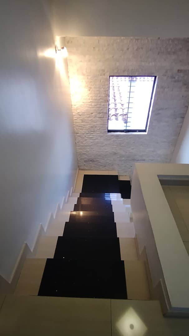 Golden Star Vende Hermoso Townhouse en San Diego , Res. Terranostra GSTh-003 at 3.07.33 PM (1)